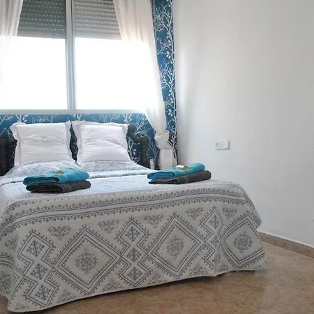 Apartamento Bienvenido A Gandia! 150 M De La Playa Para 6 Personas