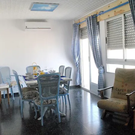 Apartamento Bienvenido A Gandia! 150 M De La Playa Para 6 Personas * Gandia
