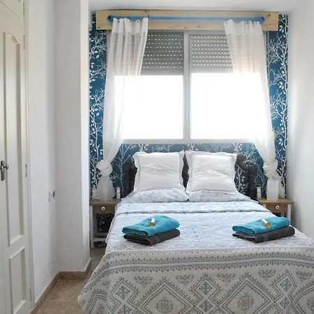 Apartment Apartamento Bienvenido A Gandia! 150 M De La Playa Para 6 Personas *
